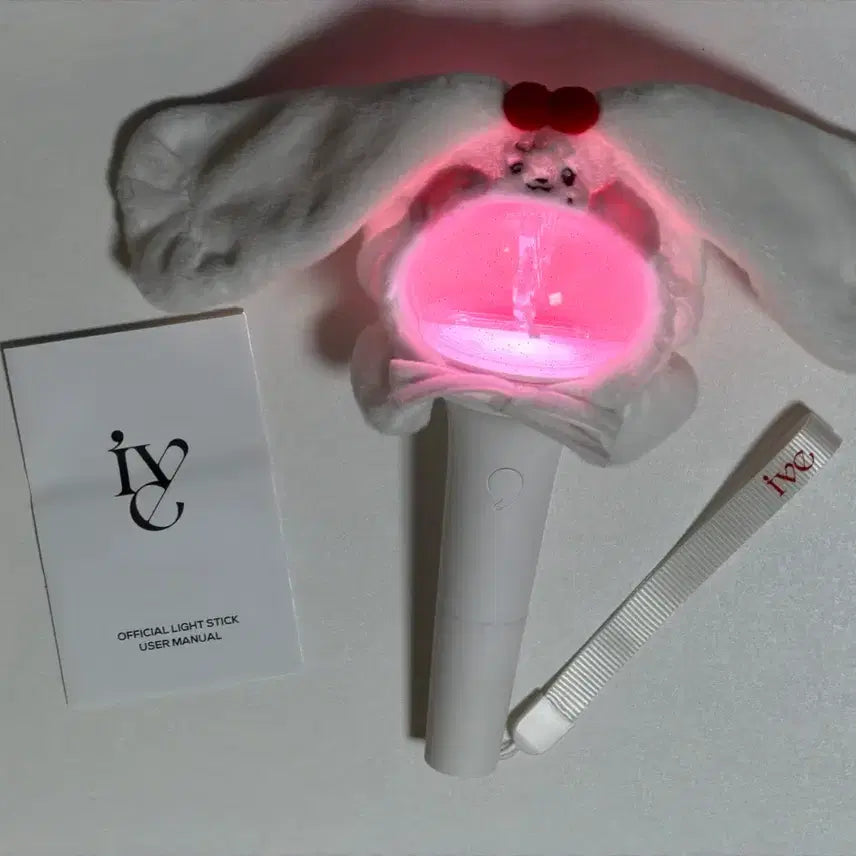 [BUNJANG] IVE Lightstick &amp; Lightstick Cover Bundle / 아이브 응원봉&amp;응원봉 커버 판매