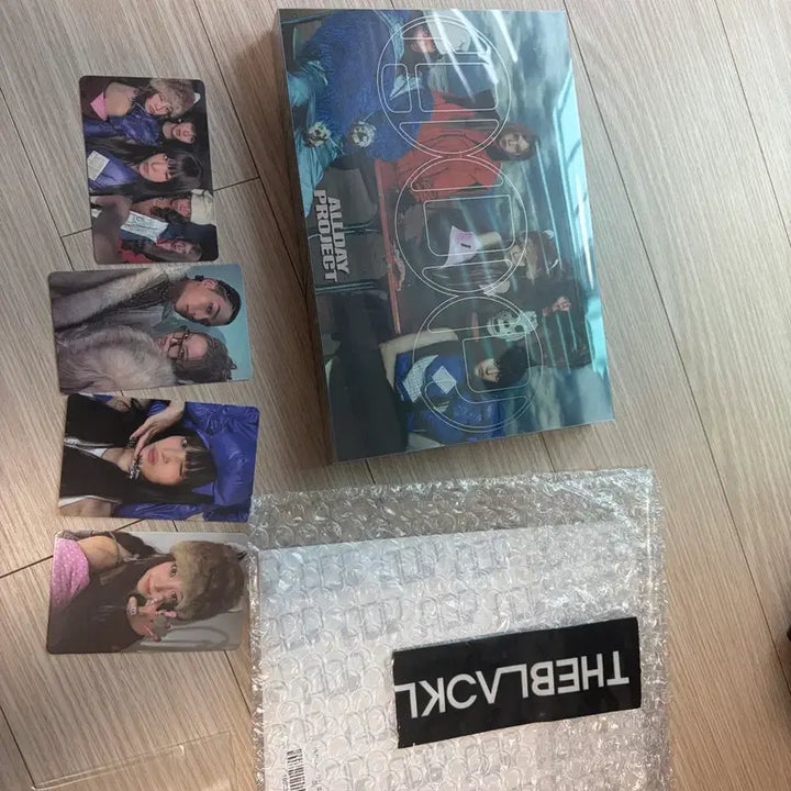 [BUNJANG] All Day Project Album Full Set with Photocard, Postcard, and Signed Poster / 올데이프로젝트 앨범 풀구성 +포카 + 포스트카드 + 친필싸인포스터