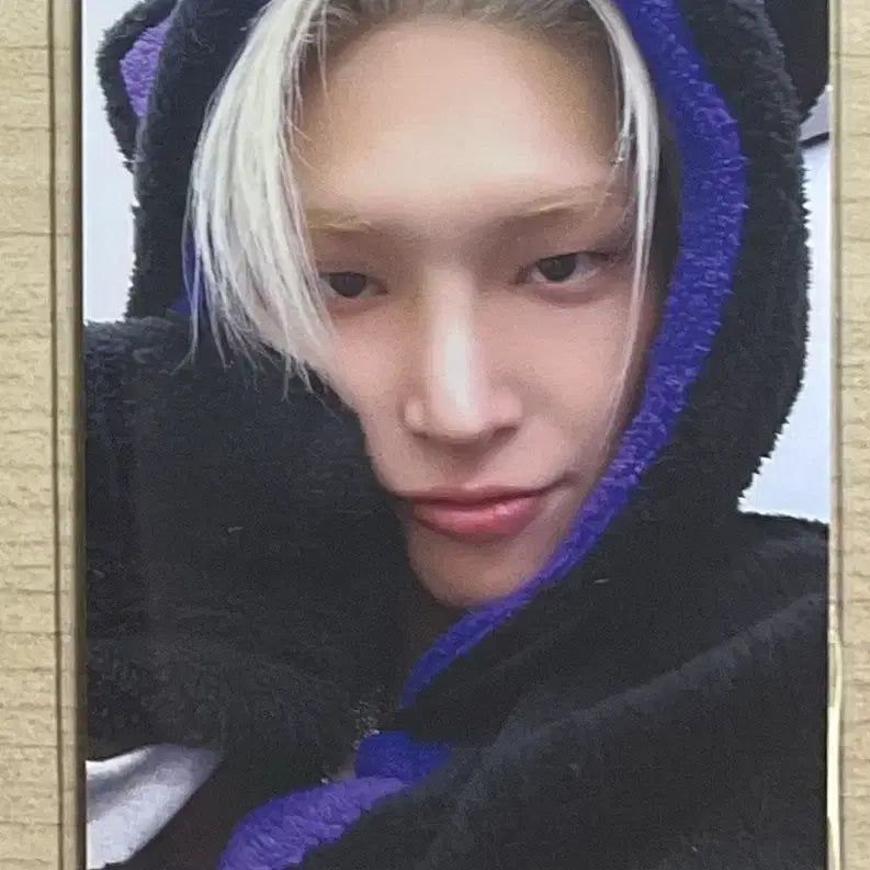 [BUNJANG] ATEEZ Mingi Black Cat POB / 에이티즈 민기 검은 고양이 미공포 양도