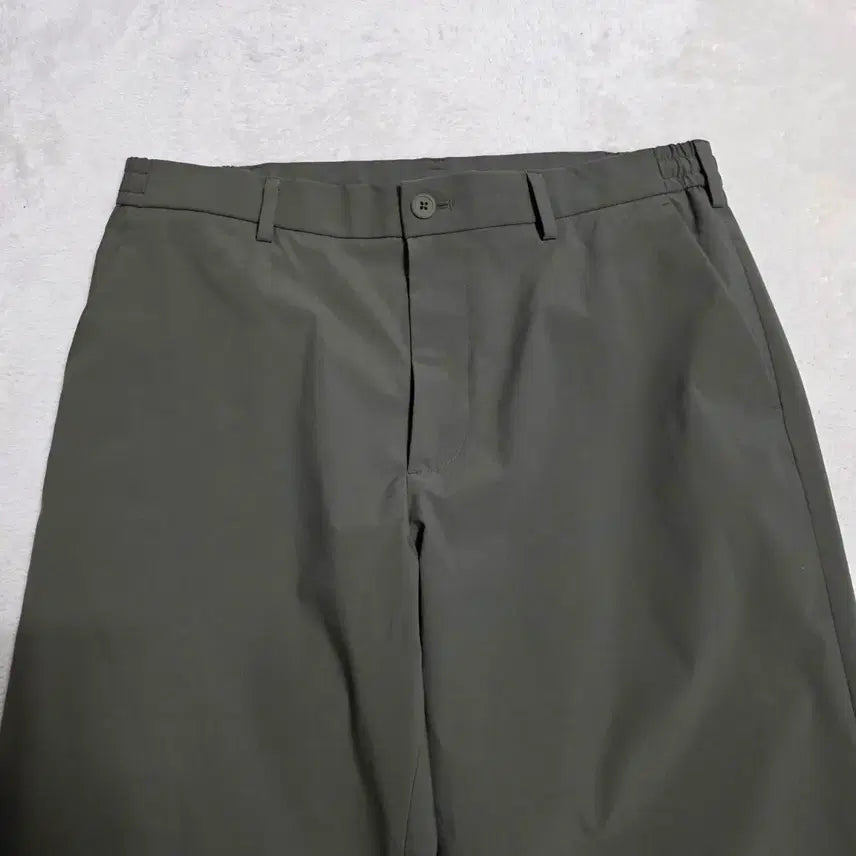 [BUNJANG] Uniqlo Side-Banding Slack Pants / (L)유니클로 사이드밴딩 슬랙스 팬츠 봄여름