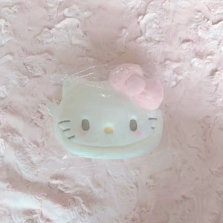 [BUNJANG] Sanrio Hello Kitty Shirofwa Face Pouch / [새상품] 산리오 헬로키티 시로후와 페이스 파우치 미개봉