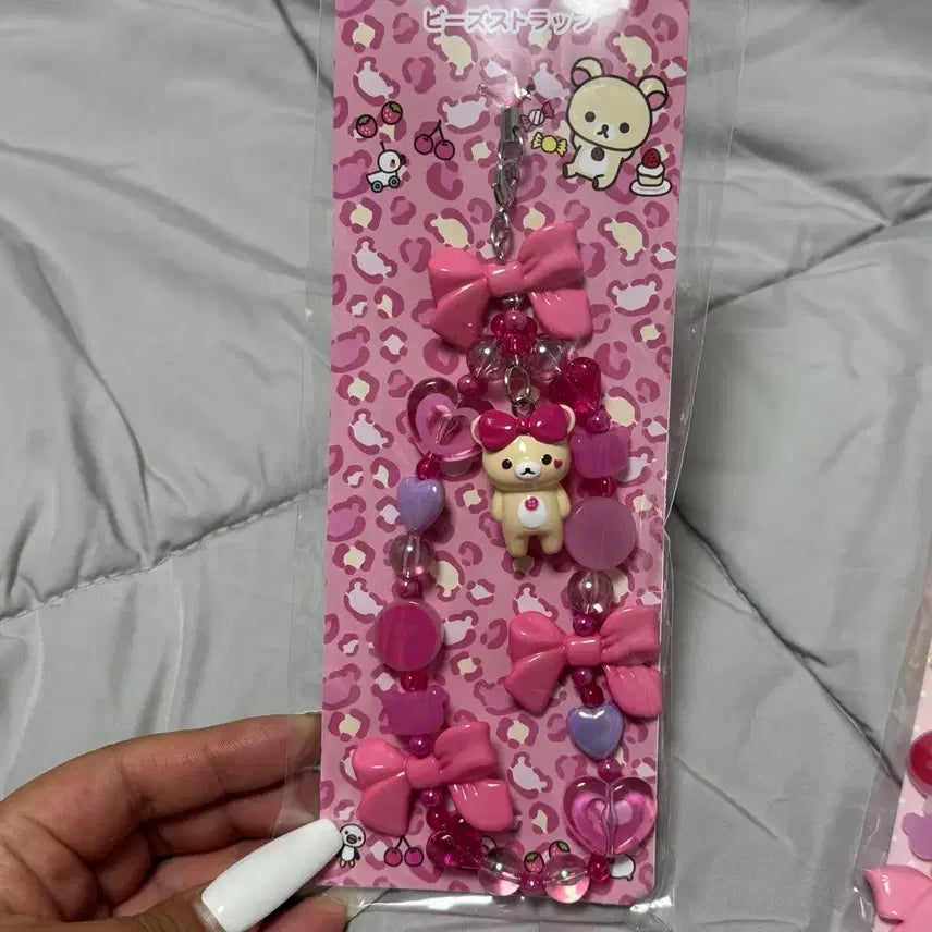 [BUNJANG] Korilakkuma Heart Ribbon Beaded Strap Charm / 코리락가득 시리즈 비즈 스트랩 하트 리본