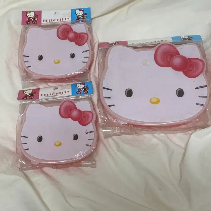 [BUNJANG] Hello Kitty 2003 Face Lunch Box Container Vintage Stationery / 2003 고전 헬로키티 얼굴 도시락통 보관함 키티 고전문구