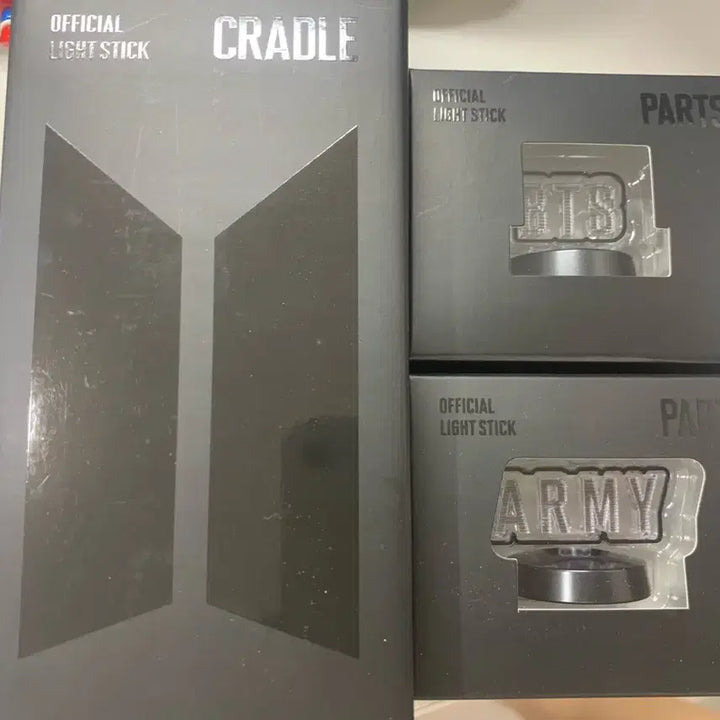 [BUNJANG] BTS Official Light Stick Ver.4 Cradle + Parts ARMY Set / 방탄소년단 공식 응원봉  크래들 + 파츠 BTS ARMY 세트