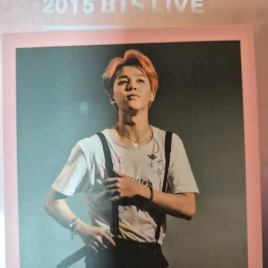 [BUNJANG] BTS "The Most Beautiful Moment in Life On Stage" DVD &amp; Program Book Bundle Set (Jimin Photocard) / (지민포카)방탄소년단 화양연화온스테이지DVD&amp;프로그램북일괄판매