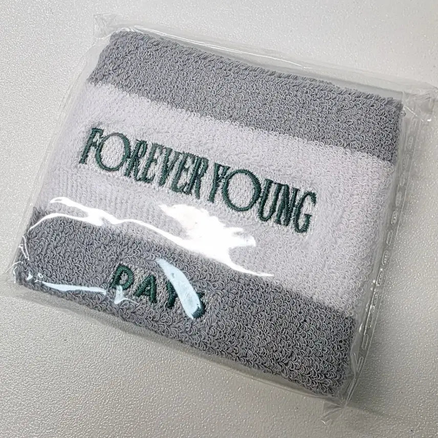 [BUNJANG] DAY6 Forever Young Japan MD Wristband / 데이식스 손목스트랩 일본 포에버영MD wristband 원가이하