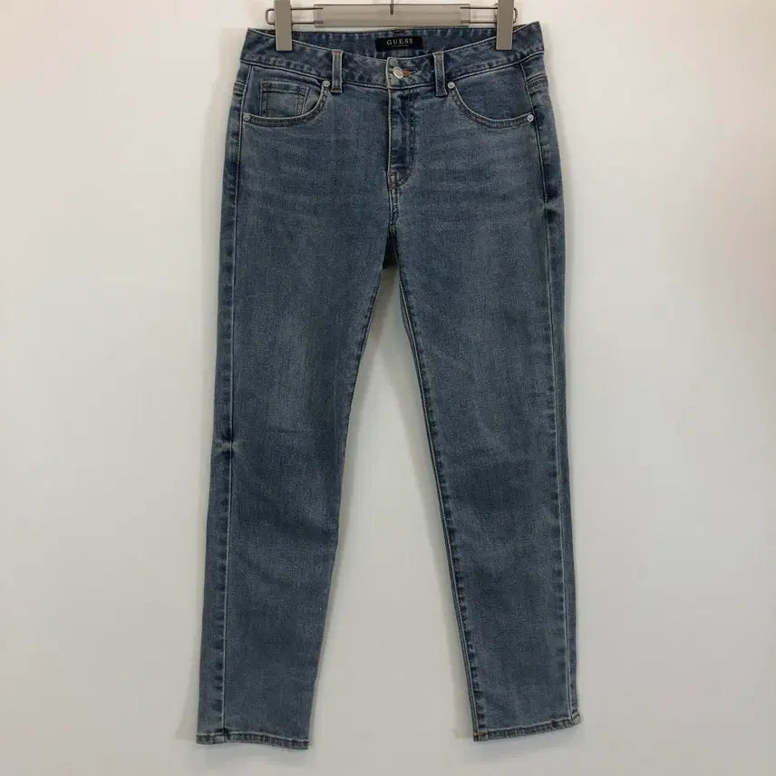 [BUNJANG] Guess Leather Patch Light Blue Denim Jeans 29 Inch / 게스 레더패치 중청 데님진 29 인치