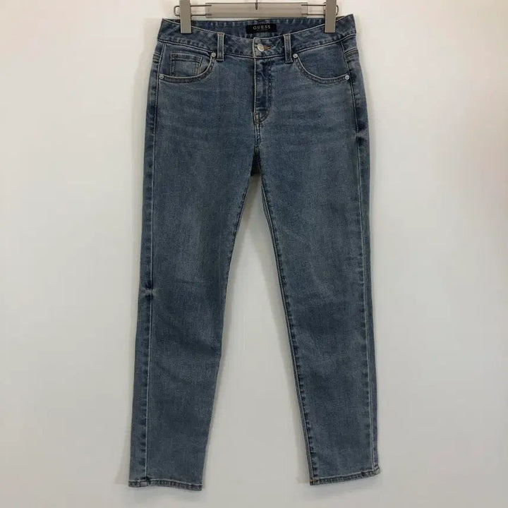 [BUNJANG] Guess Leather Patch Light Blue Denim Jeans 29 Inch / 게스 레더패치 중청 데님진 29 인치