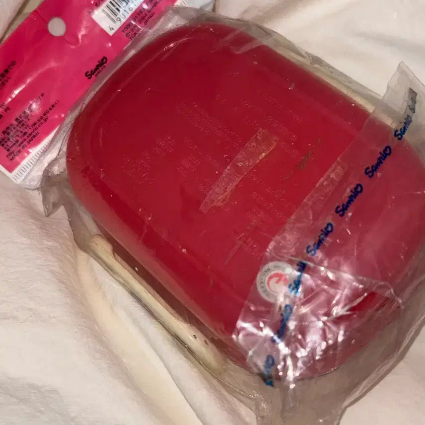 [BUNJANG] 2004 Hello Kitty Checkered Lunch Box / [주말만인하] 2004 고전 헬로키티 체크 도시락통 고전키티 보관함
