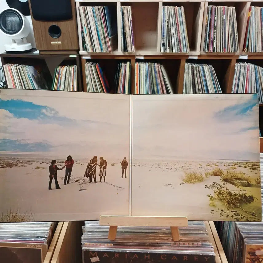 [BUNJANG] BTS Wings Venus and Mars LP Vinyl Record / 소장가치 게이트폴더 윙스 비너스 앤 마스 LP 할인