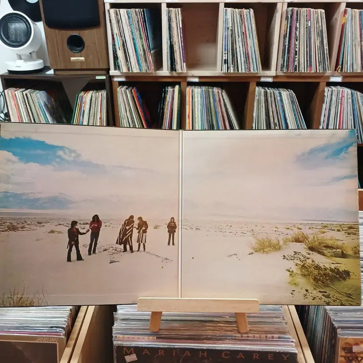 [BUNJANG] BTS Wings Venus and Mars LP Vinyl Record / 비틀즈 맴버  폴 매카트니 윙스 비너스 앤 마스 LP 할인
