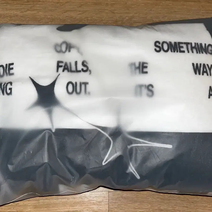 [BUNJANG] RIIZE Sohee Bellboa Blanket JIMMY LEE Version / 라이즈 소희 옵션님 담요
