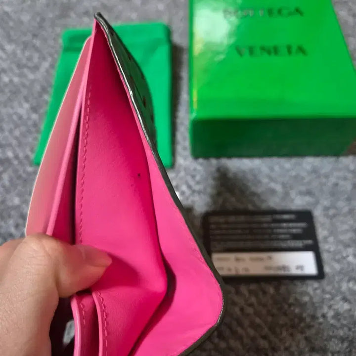 [BUNJANG] Bottega Veneta Intrecciato Bifold Wallet / 보테가베네타 인트레치아토 투톤 반지갑