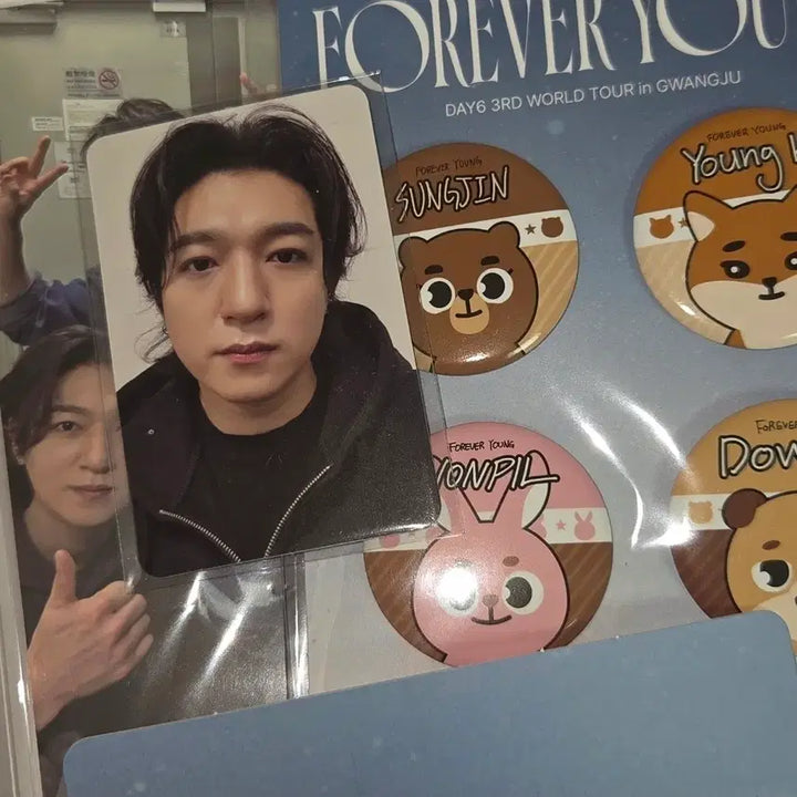 [BUNJANG] Day6 Forever Young Entrance Kit Bundle Set / 데이식스 포에버영 입장 키트 포카 뱃지 일괄 판매