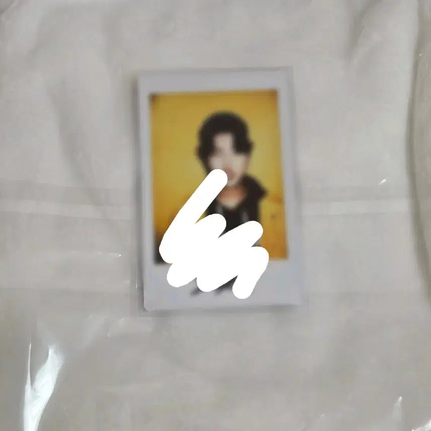 [BUNJANG] DAY6 Young K Signed Polaroid Photocard / 데이식스 영케이 친필 싸인 폴라 싸폴 판매