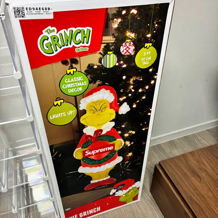 [BUNJANG] Supreme Grinch 3-Foot Light-Up Figure / 슈프림 3-풋 그린치 supreme 3foot Grinch