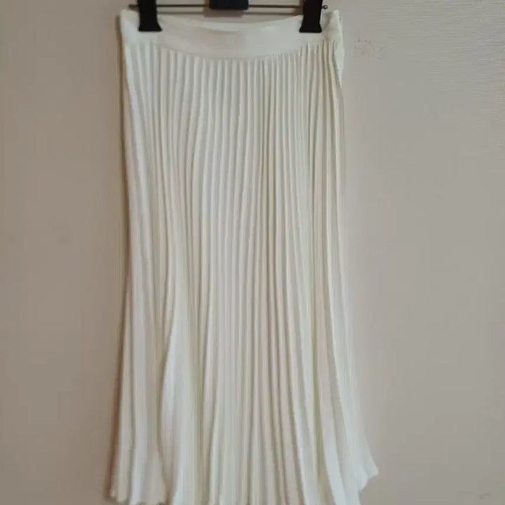 [BUNJANG] LAPLA Long Pleated Skirt S / 새상품 LAPLA 롱플리츠스커트S 판매합니다