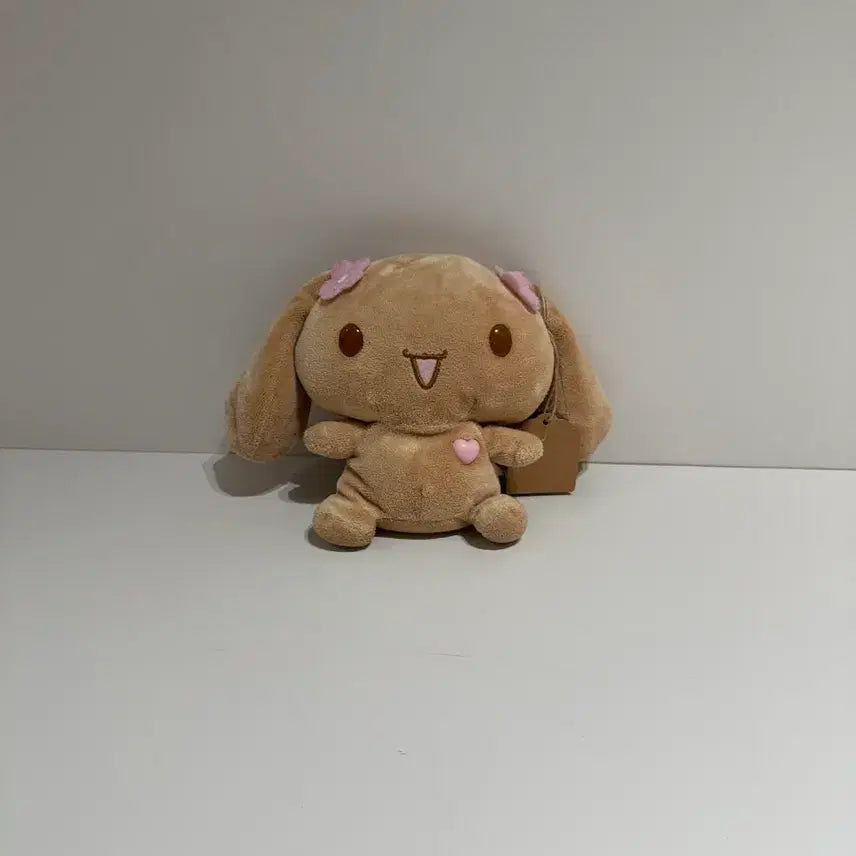 [BUNJANG] Cinnamoroll Chest Heart Plush / 가슴하트 모카 시나모롤