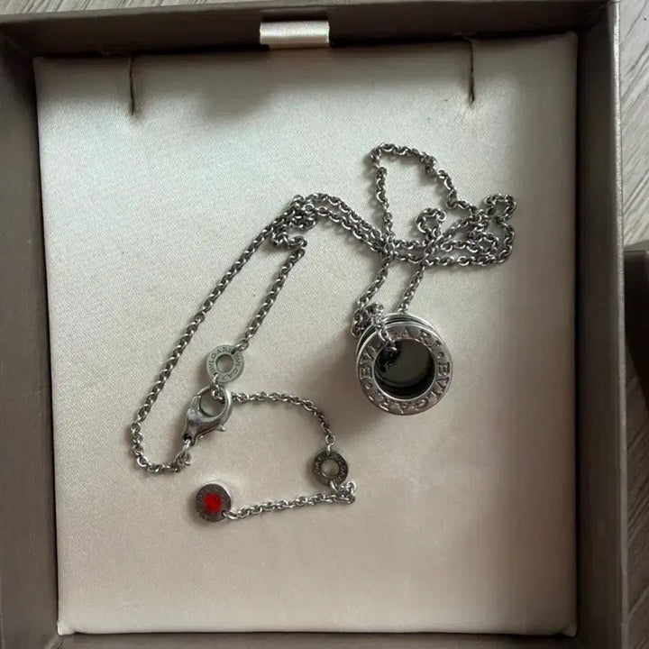 [BUNJANG] Bvlgari B.zero1 Save the Children Necklace / 불가리 비제로원 세이브더칠드런 목걸이