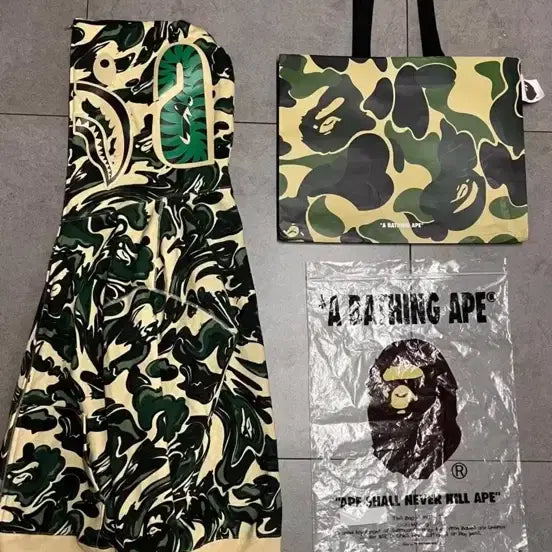 [BUNJANG] BAPE Green Marbling Camo Shark Hoodie / 베이프 그린 마블링 카모 샤크 후드집업
