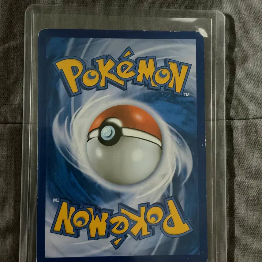 [BUNJANG] Pokemon Charizard 20th Anniversary Hologram Card / 포켓몬카드 리자몽 20주년 홀로그램