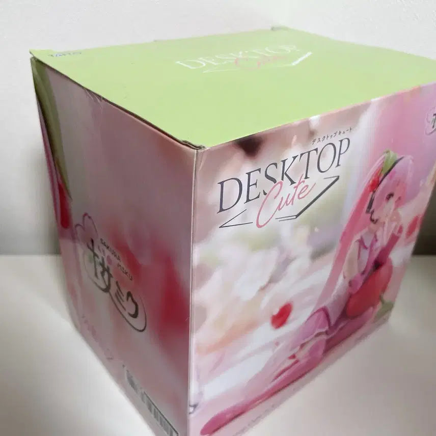 [BUNJANG] Sakura Miku Hatsune Miku Desktop Cute Figure / 사쿠라 미쿠 하츠네 미쿠 데스크탑 큐트 타이토 피규어 미개봉