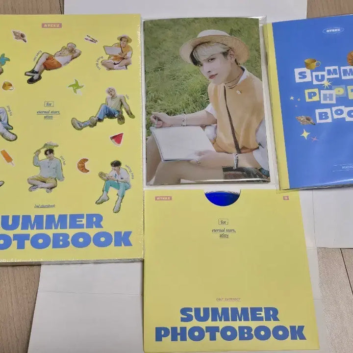 [BUNJANG] ATEEZ 2022 Summer Photobook / 에이티즈 2022 썸머 포토북 summer photobook