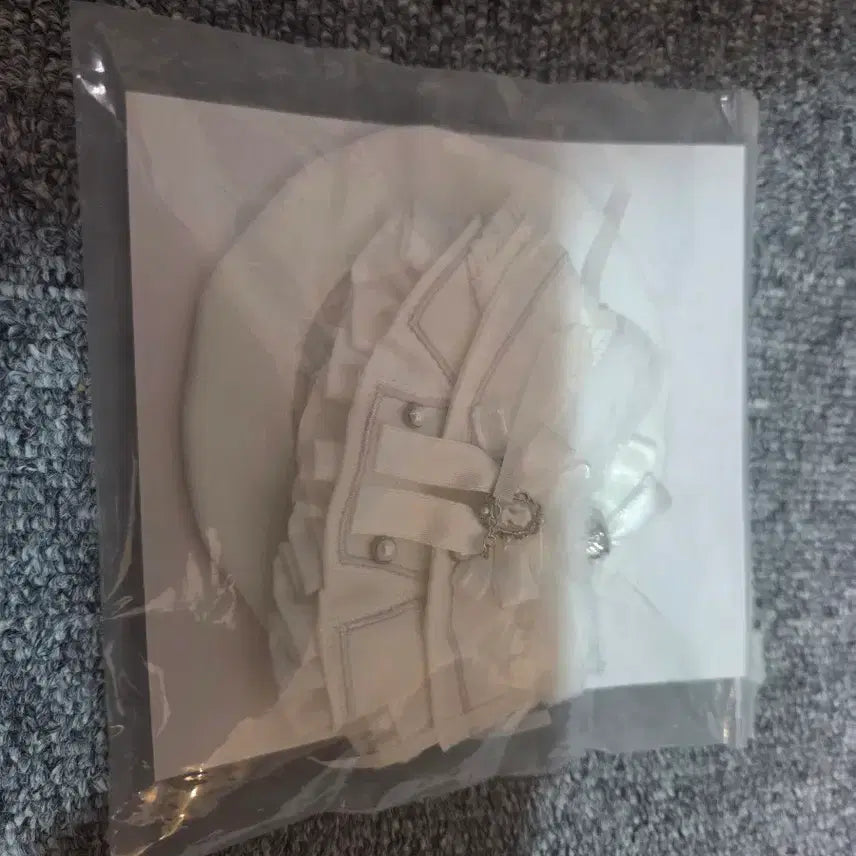 [BUNJANG] Woobri Reverie 10cm White / 우블 레브리 10cm 화이트