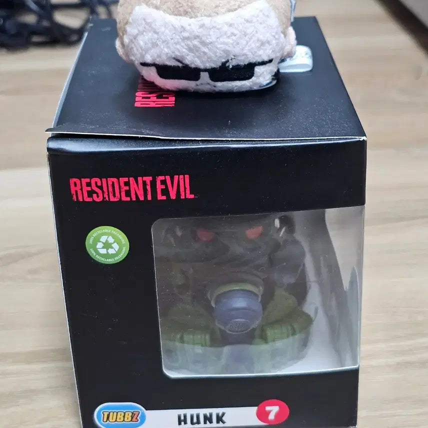 [BUNJANG] Resident Evil Wesker Tsum Tsum &amp; HUNK TUBBZ / 바이오하자드 레지던트이블 웨스커 쯔무쯔무 + 헝크 TUBBZ