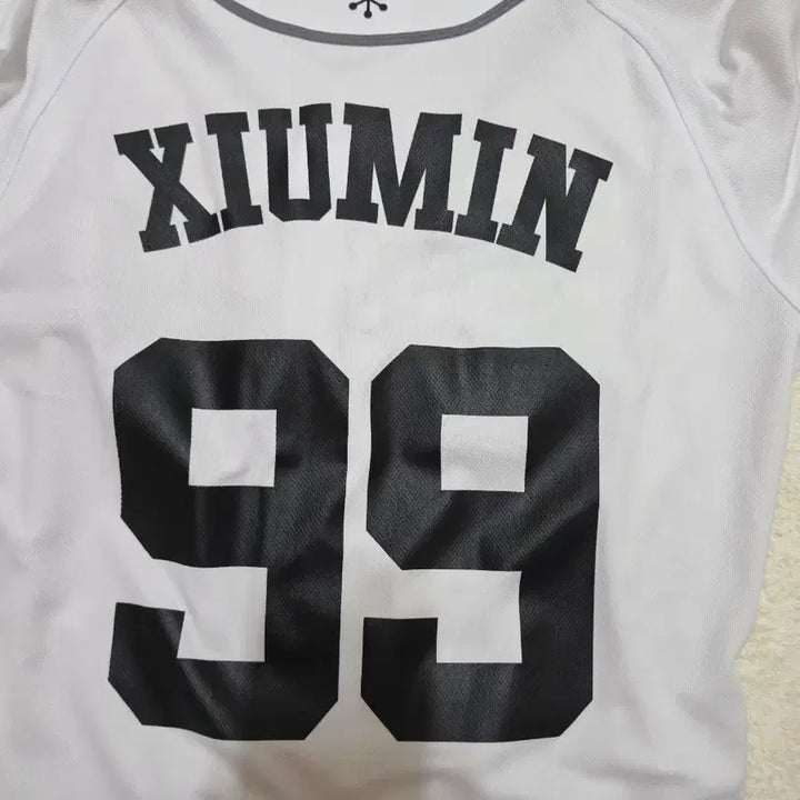 [BUNJANG] Xiumin Uniform Shirt (Size M) / 시우민 유니폼 셔츠 M사이즈