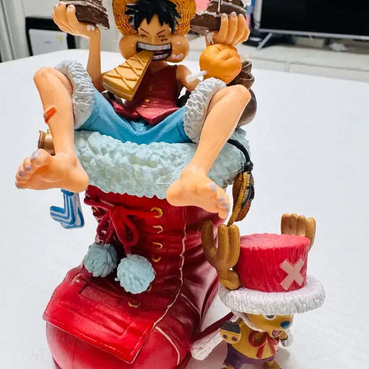 [BUNJANG] Megahouse One Piece Log Collection Christmas Limited Edition Figure / 정품) 원피스 로그맥코이 메가하우스 크리스마스 한정판