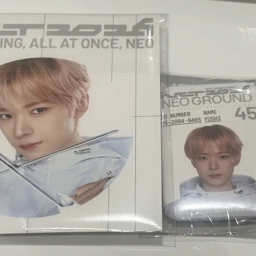 [BUNJANG] NCT Neo City Pop-up 10th Anniversary Yuushi Bundle Set: Can Badge + Finisher Badge / 일괄) 유우시 캔뱃지+피니셔뱃지 네오 그라운드 엔시티 팝업 10주년