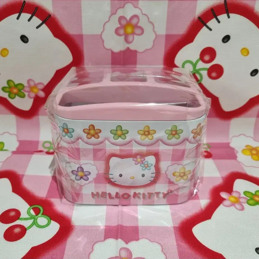 [BUNJANG] Sanrio Hello Kitty Cherry Tin Pencil Holder Container Vintage / 고전 키티 체리 틴 케이스 펜꽂이 캔 연필꽂이 보관함 문구 빈티지