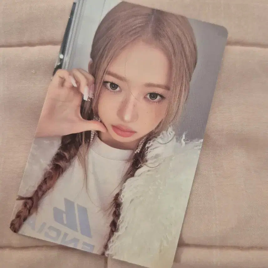 [BUNJANG] IVE Rei Re-ve album Photocard / 아이브 레이 리바이브 포토카드 판매합니다!!