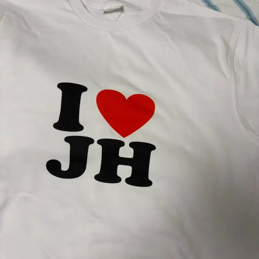[BUNJANG] Park Ji Hoon I LOVE JIHOON White T-Shirt / 아이러브지훈 티셔츠 박지훈 흰색 반팔