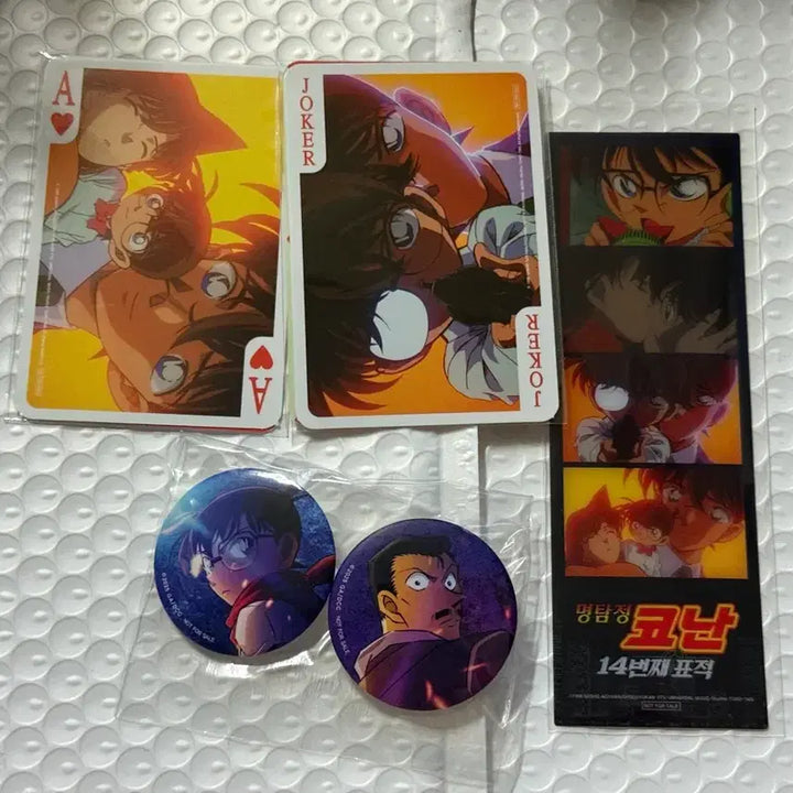 [BUNJANG] Detective Conan Lenticular Card, Trump Card, Badge, Four-Cut Photo Bundle Set / 명탐정 코난 렌티큘러 카드 트럼프 카드 뱃지 네컷 일괄