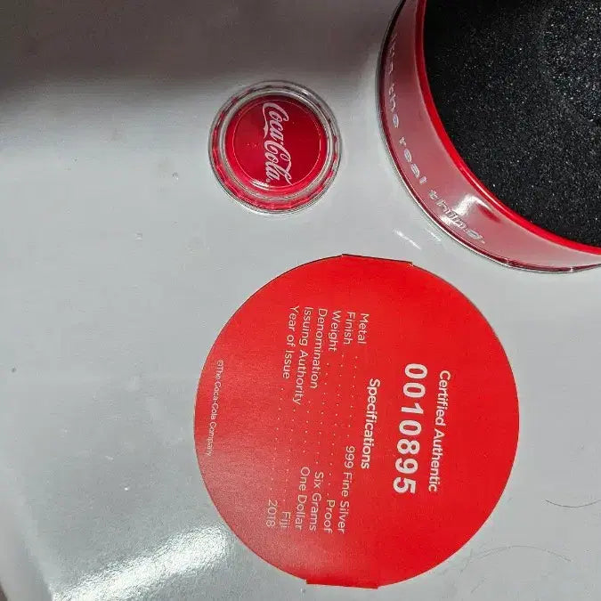 [BUNJANG] Fiji 2018 Coca-Cola Commemorative Silver Bottle Cap / 피지 2018년 코카콜라 기념 은 병뚜껑