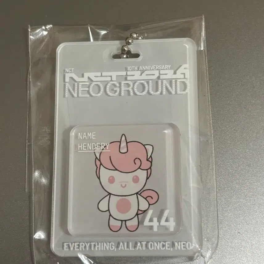 [BUNJANG] NCT 10th Anniversary Pop-up Hendery Character Keyring / 엔시티 10주년 팝업 헨드리 캐릭터 키링 원가이하 양도