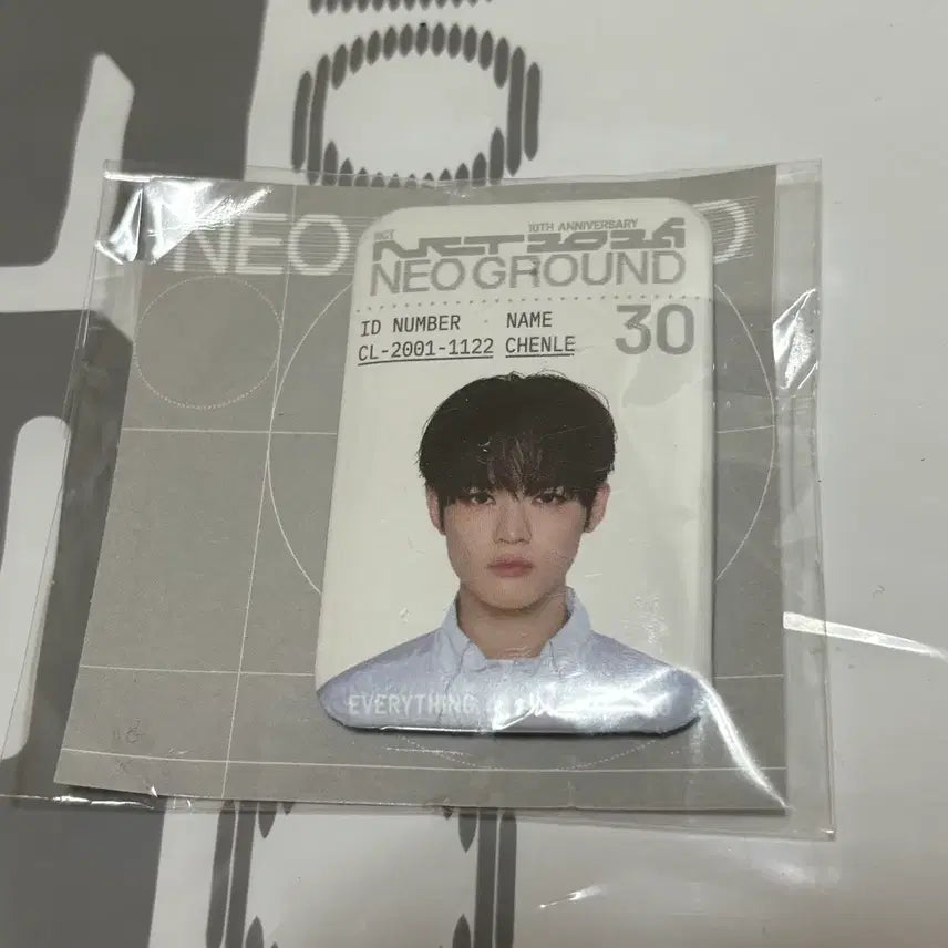 [BUNJANG] NCT 10th Anniversary Pop-up Haechan Metal ID Badge / 엔시티 10주년 팝업 천러 메탈 아이디 뱃지 원가이하 양도