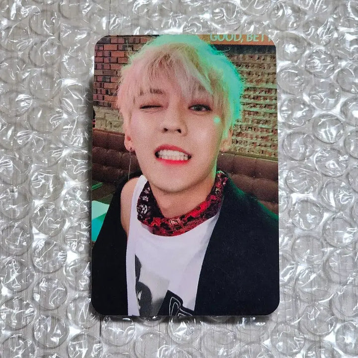 [BUNJANG] BTOB Lee Minhyuk HUTAZONE Official Photocard / 이민혁 HUTAZONE 허타존 공방 포카 _ 비투비
