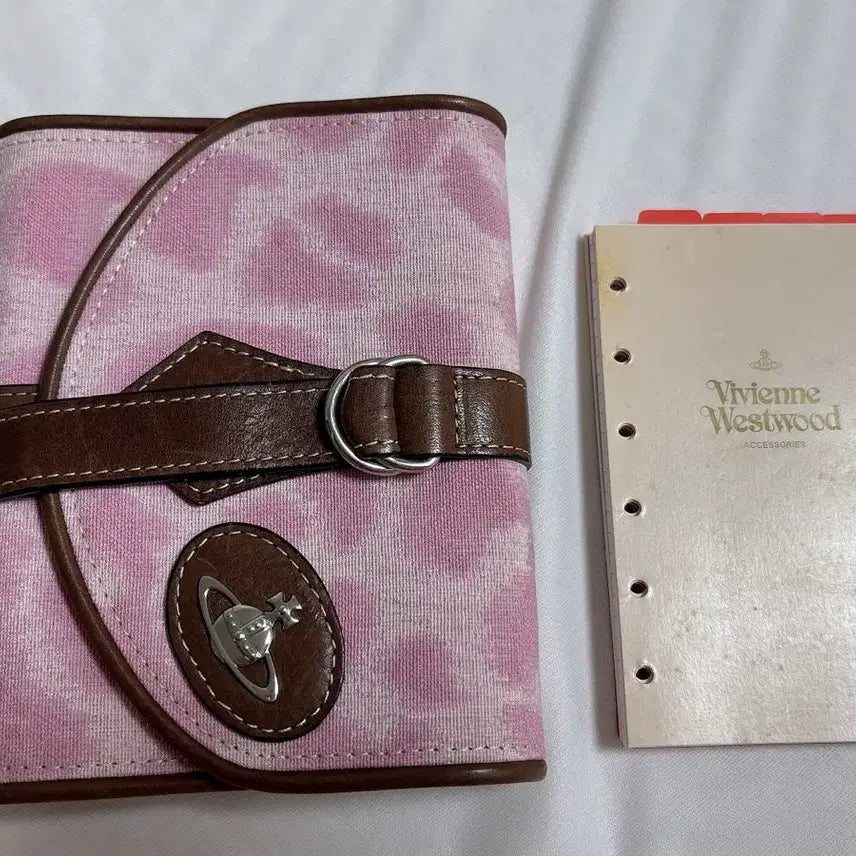 [BUNJANG] Vivienne Westwood Vintage Pink Leopard 6-Ring Diary A7 / 빈티지 비비안웨스트우드 핑크 호피 6공 다이어리 고전문구 육공 a7