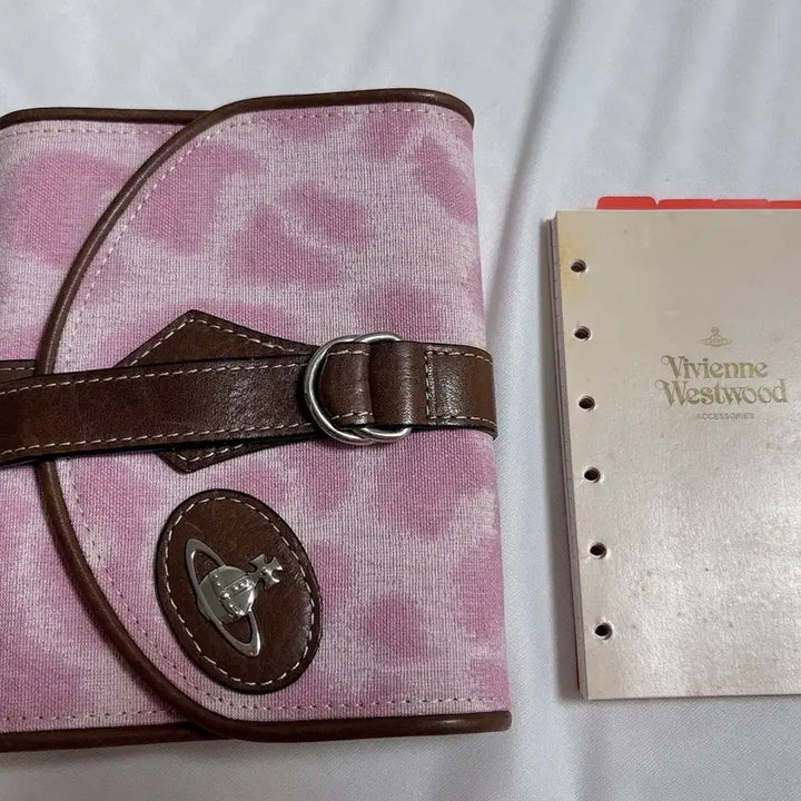 [BUNJANG] Vivienne Westwood Vintage Pink Leopard 6-Ring Diary A7 / 빈티지 비비안웨스트우드 핑크 호피 6공 다이어리 고전문구 육공 a7