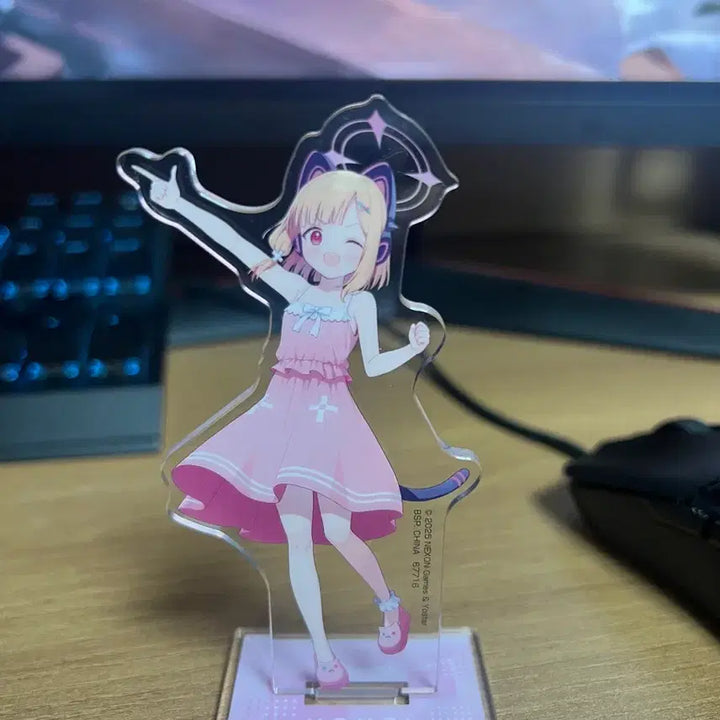 [BUNJANG] Blue Archive x One Piece Momoi Acrylic Stand / [공식]블루아카이브 쿠지 원피스 모모이 아크릴 스탠드
