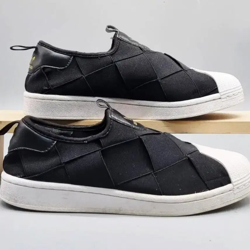 [BUNJANG] Adidas Black Slip-On Sneakers Size 260 / 아디다스 블랙 슬립온 운동화260