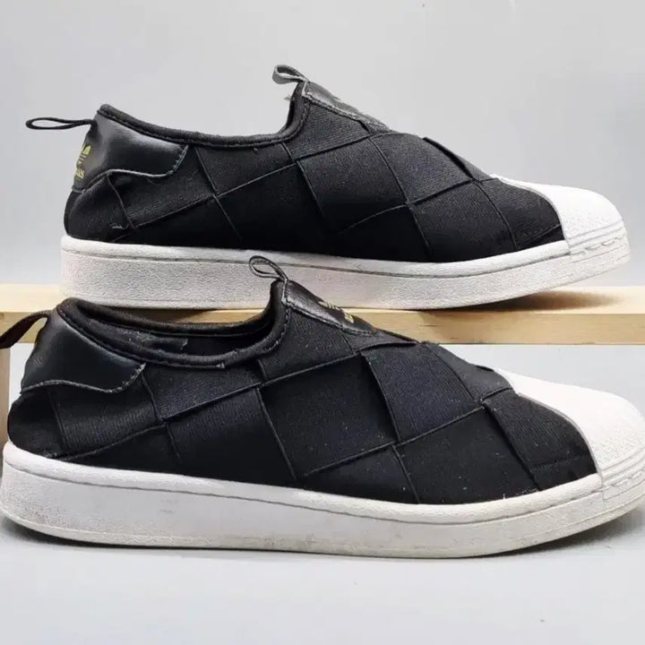 [BUNJANG] Adidas Black Slip-On Sneakers Size 260 / 아디다스 블랙 슬립온 운동화260