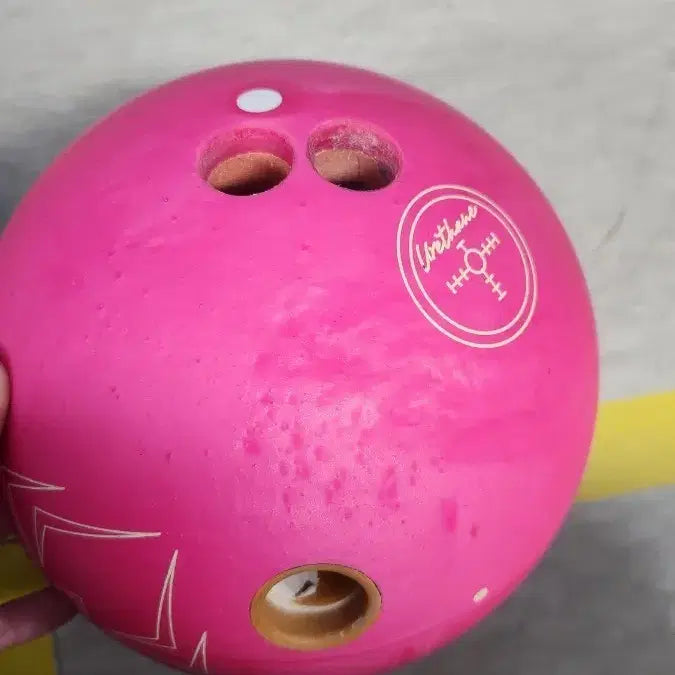 [BUNJANG] Storm Black Widow Pink Urethane Bowling Ball (15 lbs) / [볼링공] 블랙위도우 핑크 우레탄