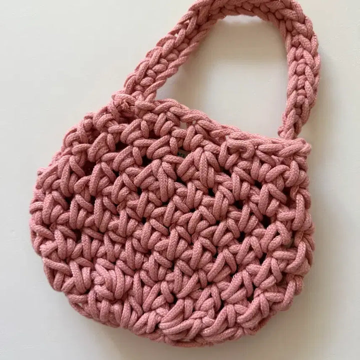 [BUNJANG] BLACKPINK Jisoo x MISU A BARBE Crochet Bag / 블랙핑크 블핑 지수 가방 미수아바흐브 뜨개가방