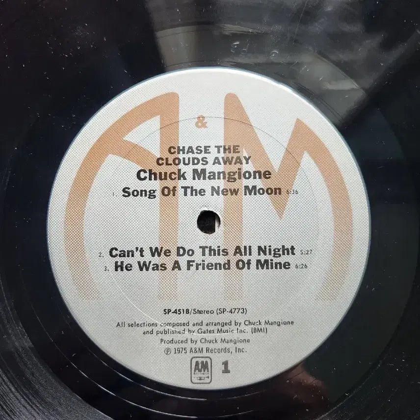 [BUNJANG] Chuck Mangione Chase The Clouds Away US First Press LP / Chuck Mangione-Chase The Clouds (US초판)