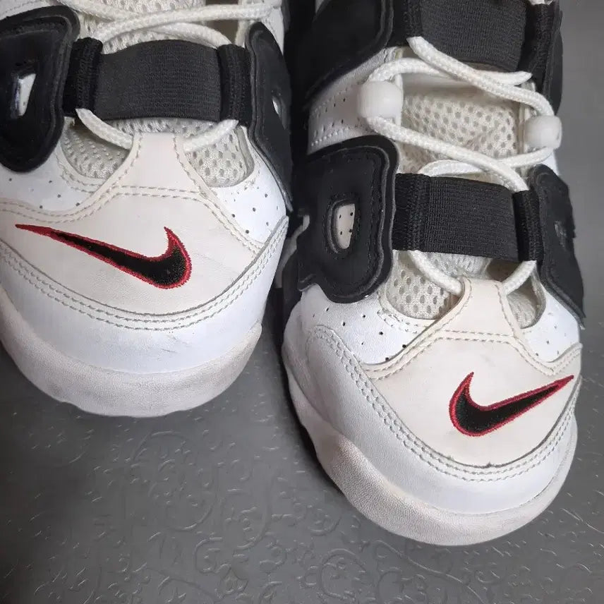 [BUNJANG] Nike Air More Uptempo "Pippen" Sneakers / 나이키 정품 업템포 260 피펜