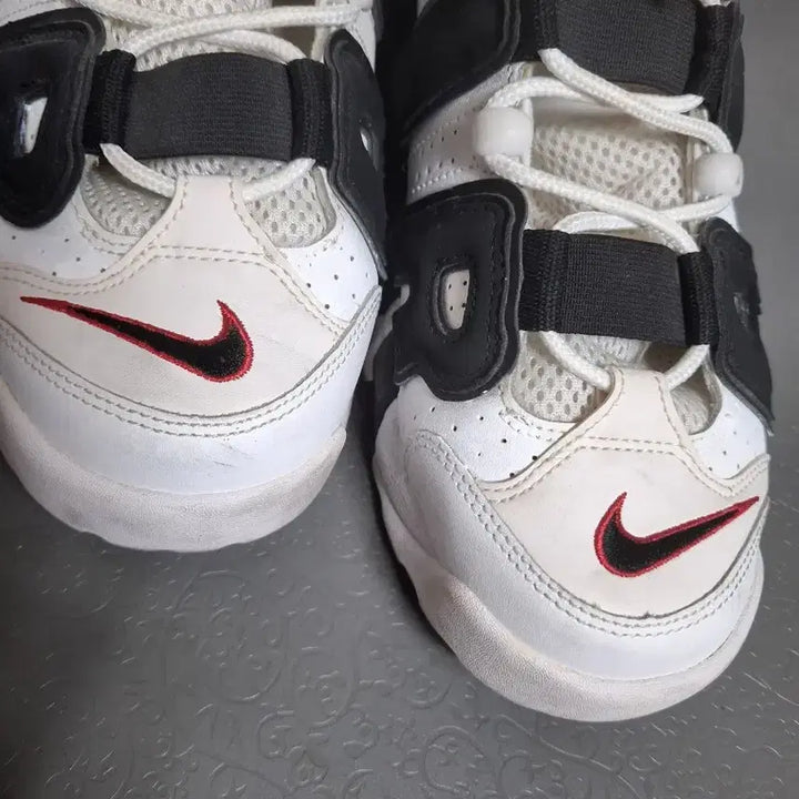 [BUNJANG] Nike Air More Uptempo "Pippen" Sneakers / 나이키 정품 업템포 260 피펜